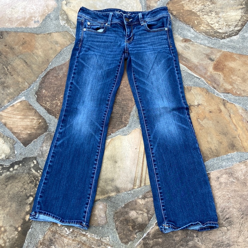 American Eagle Slim Boot Cut Blue Jeans in Size 6 Short